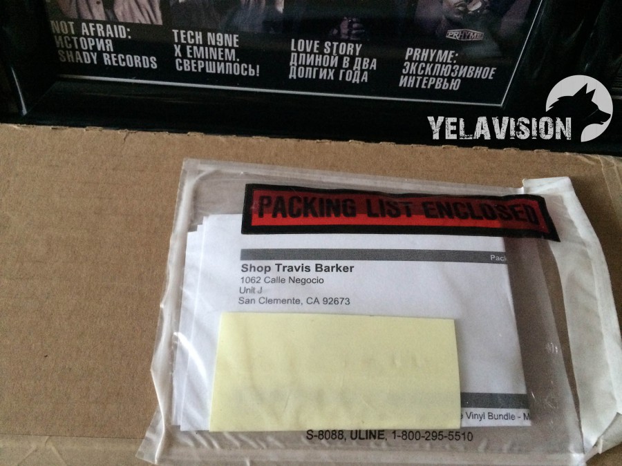 Распаковка: Комплект мерчендайза от Out of Control от Yelawolf'а и Трэвиса Баркера