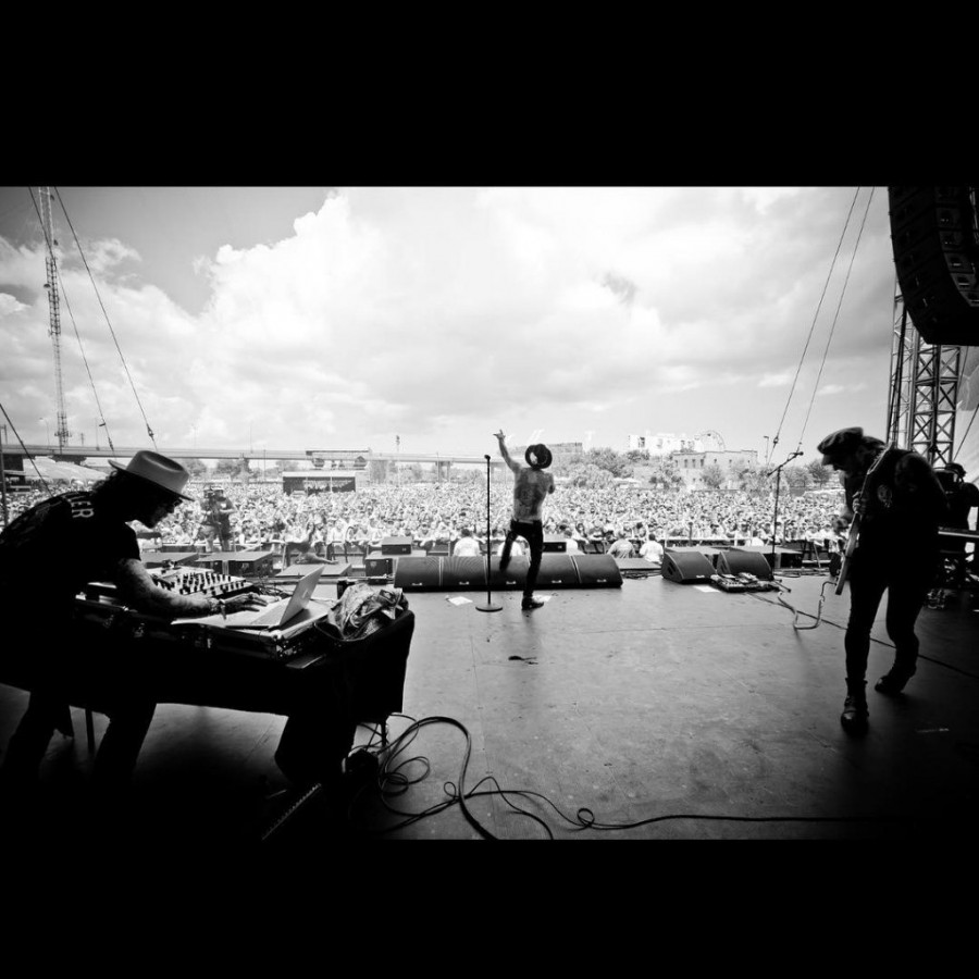 Yelawolf выступил на рок-фестивале «Carolina Rebellion» в городе Конкорд (Северная Каролина)